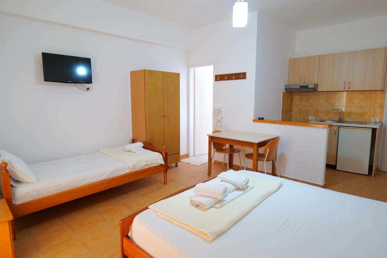 Alex & Sofi Hotel Himarë Dış mekan fotoğraf
